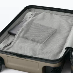 Outlet Adjustable Handle Hard Shell Suitcase 36L | Carry-On Carry-On