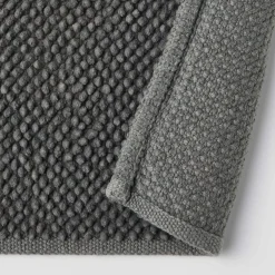 Outlet Chenille Bath Mat - Medium Bath Mats