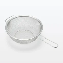 Fashion Stainless Steel Strainer With Handle Kitchen Utensils