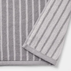 Discount Twin Pile Reversible Stripe Bath Towel Towels