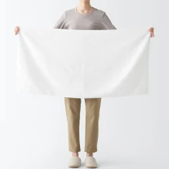 Fashion Twin Pile Small Bath Towel with Loop Towels