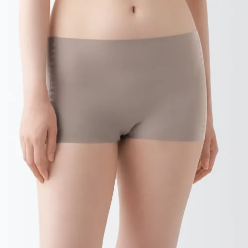 New Women's Complete Seamless Boy Shorts Women Bras & Underwear