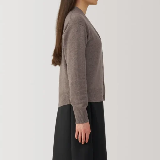 New Women's Washable Mid-Gauge V-Neck Cardigan Women Sweaters & Cardigans